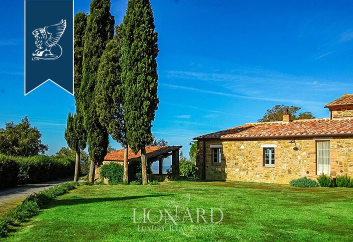 Image No.29-9 Bed Farmhouse for sale