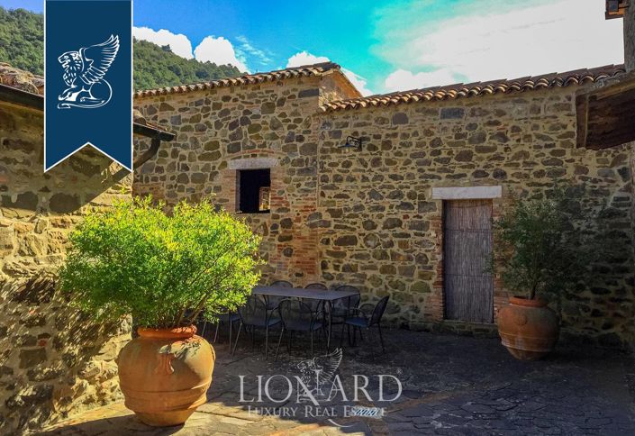 Image No.36-9 Bed Farmhouse for sale