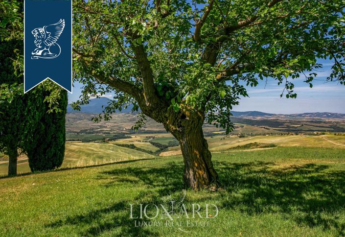 Image No.37-9 Bed Farmhouse for sale