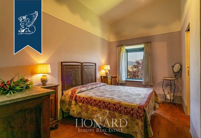 Image No.42-9 Bed Farmhouse for sale