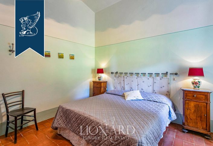 Image No.46-9 Bed Farmhouse for sale