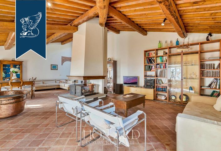 Image No.18-Villa de 8 chambres à vendre à Pietrasanta