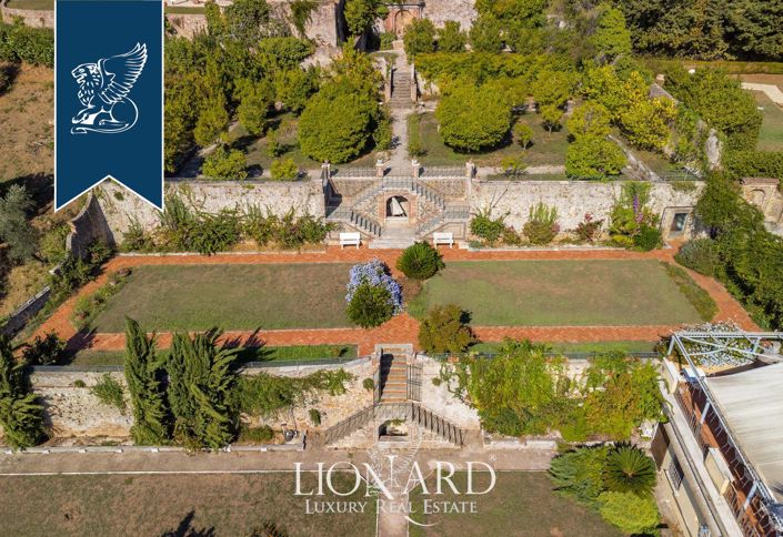 Image No.2-Villa de 8 chambres à vendre à Pietrasanta