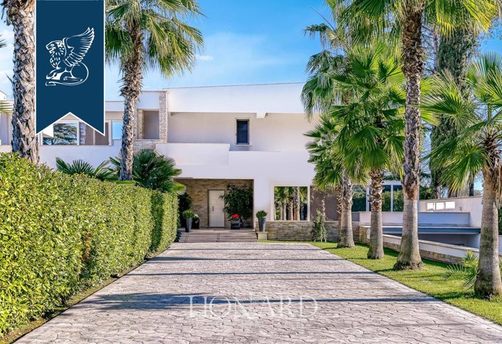 Image No.7-5 Bed Villa for sale