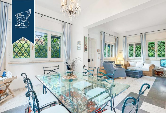 Image No.11-Villa de 4 chambres à vendre à Lucca