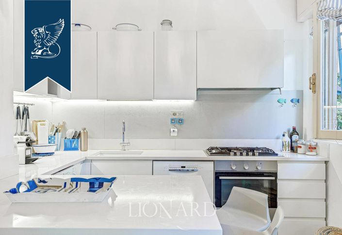 Image No.14-Villa de 4 chambres à vendre à Lucca