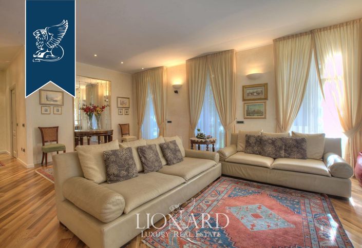 Image No.18-Villa de 4 chambres à vendre à Como