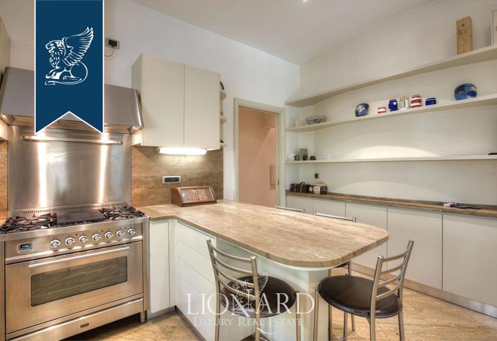 Image No.30-Villa de 4 chambres à vendre à Como