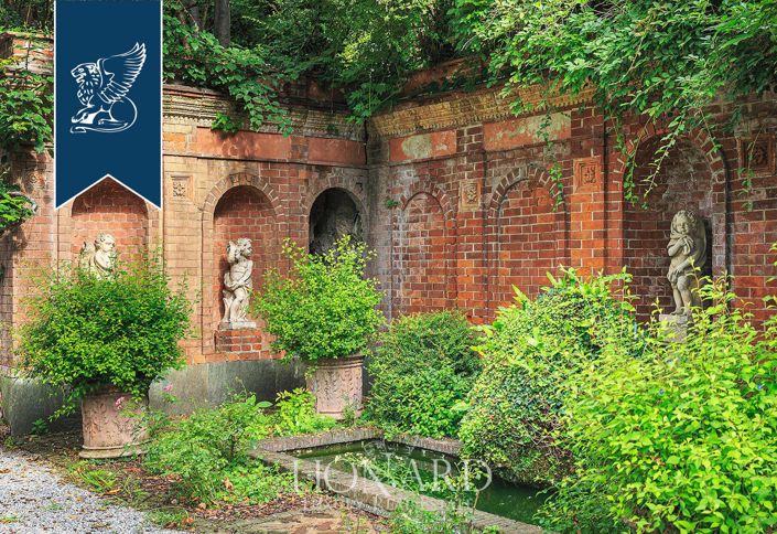 Image No.20-5 Bed Villa for sale