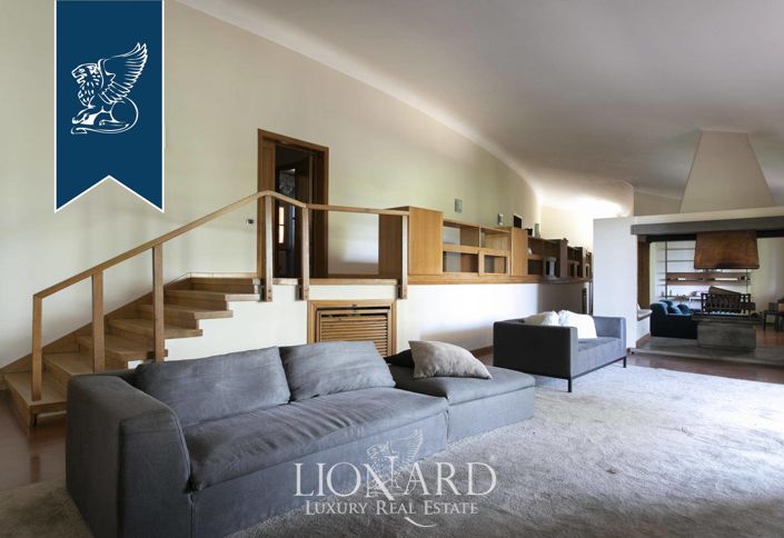 Image No.34-9 Bed Villa for sale