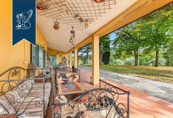 Image No.12-Ferme de 7 chambres à vendre à Trequanda