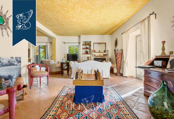 Image No.18-Ferme de 7 chambres à vendre à Trequanda