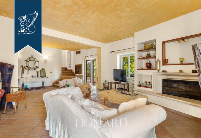 Image No.19-Ferme de 7 chambres à vendre à Trequanda