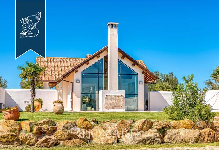 Image No.11-5 Bed Villa for sale