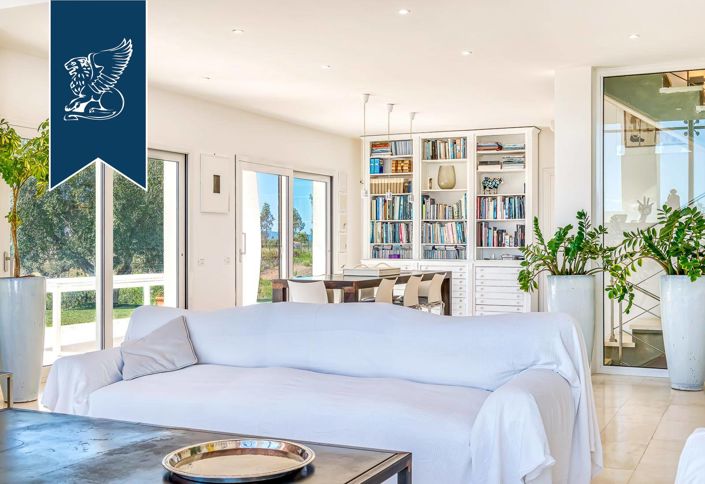 Image No.27-5 Bed Villa for sale