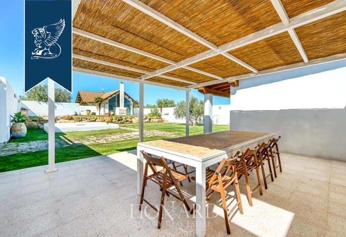 Image No.9-5 Bed Villa for sale