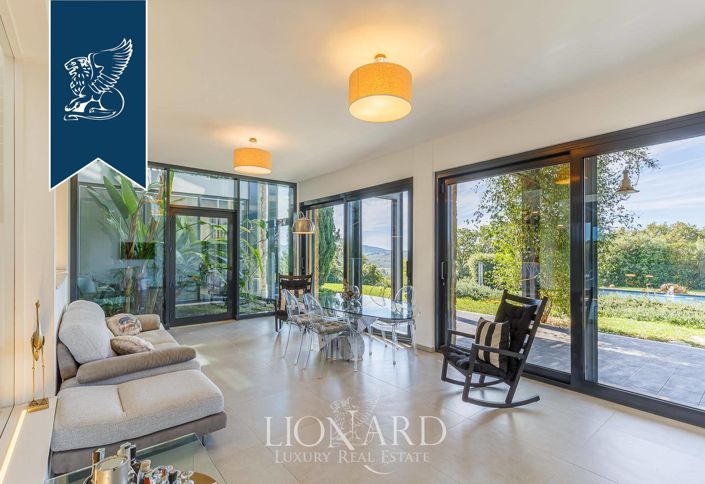 Image No.13-5 Bed Villa for sale