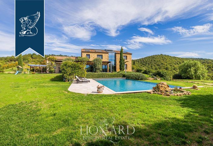 Image No.9-5 Bed Villa for sale