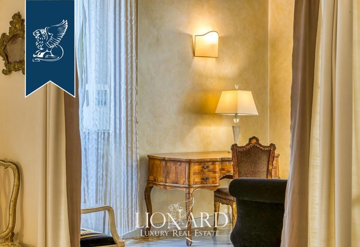 Image No.12-8 Bed Apartment for sale