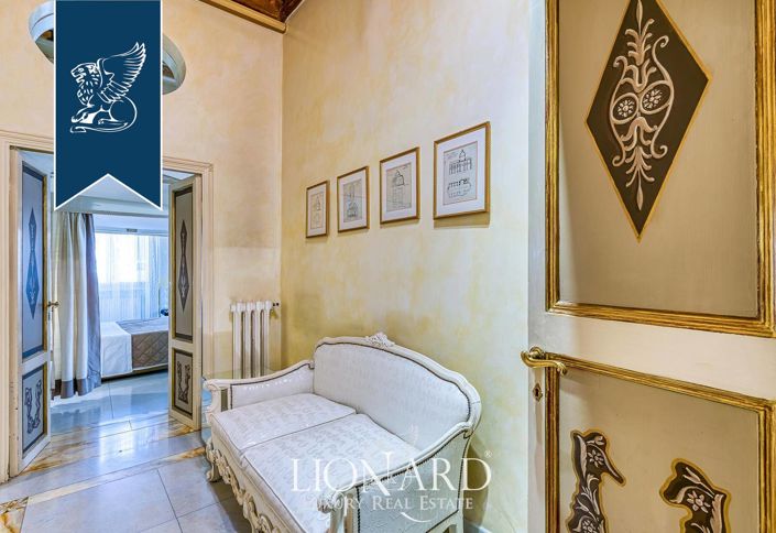 Image No.14-8 Bed Apartment for sale