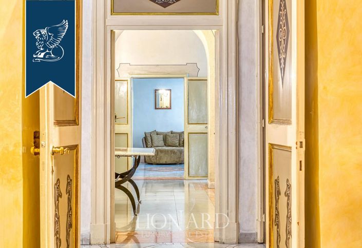 Image No.21-8 Bed Apartment for sale