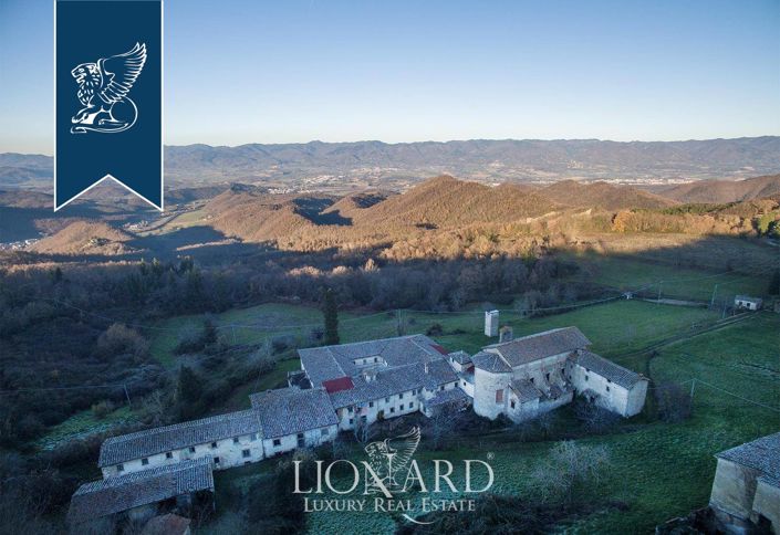 Image No.29-Villa de 50 chambres à vendre à Borgo San Lorenzo