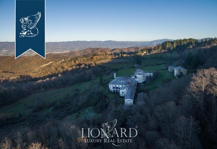 Image No.31-Villa de 50 chambres à vendre à Borgo San Lorenzo