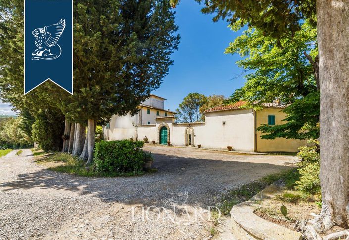 Image No.10-12 Bed Villa for sale