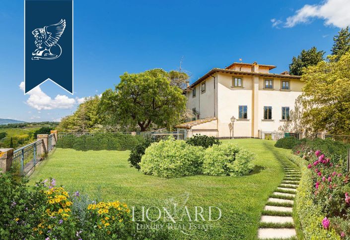 Image No.16-12 Bed Villa for sale