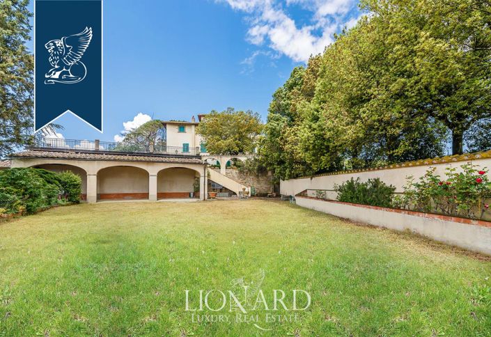 Image No.20-12 Bed Villa for sale