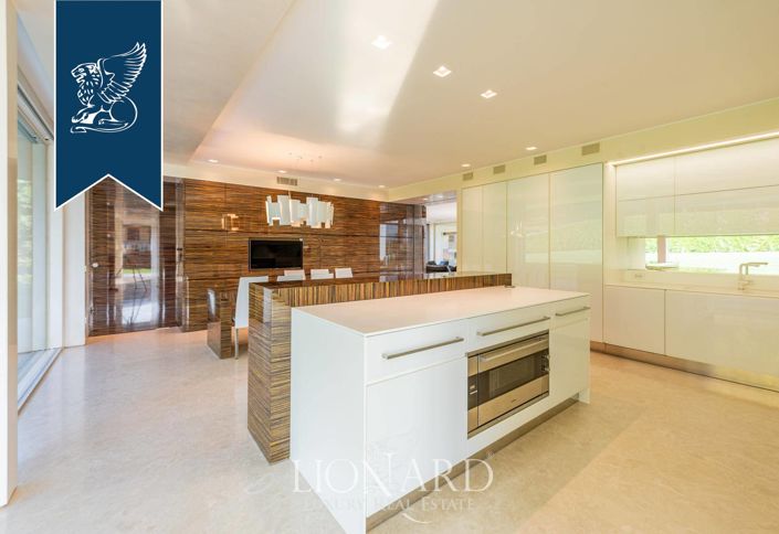 Image No.32-4 Bed Villa for sale