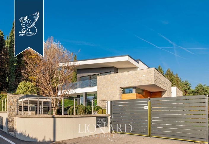 Image No.55-4 Bed Villa for sale