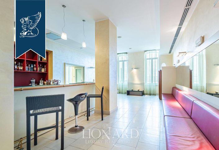 Image No.29-43 Bed Villa for sale