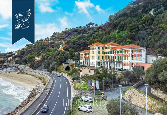 Image No.4-43 Bed Villa for sale