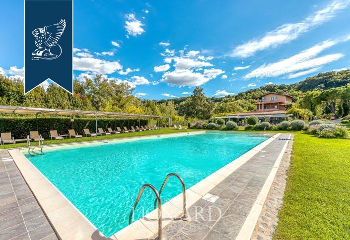 Image No.17-Ferme de 18 chambres à vendre à Viterbe