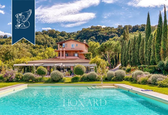 Image No.3-Ferme de 18 chambres à vendre à Viterbe