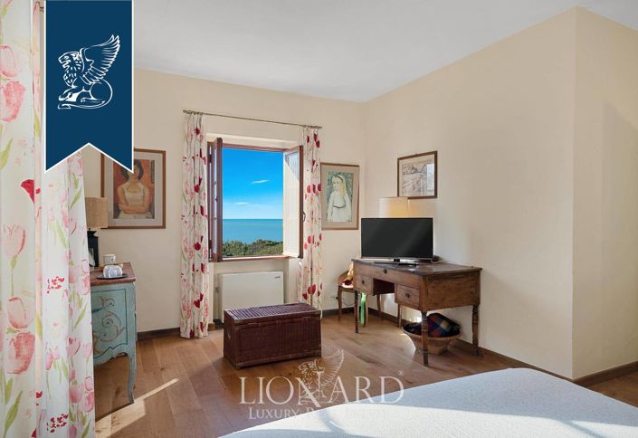 Image No.16-Villa de 12 chambres à vendre à Grosseto