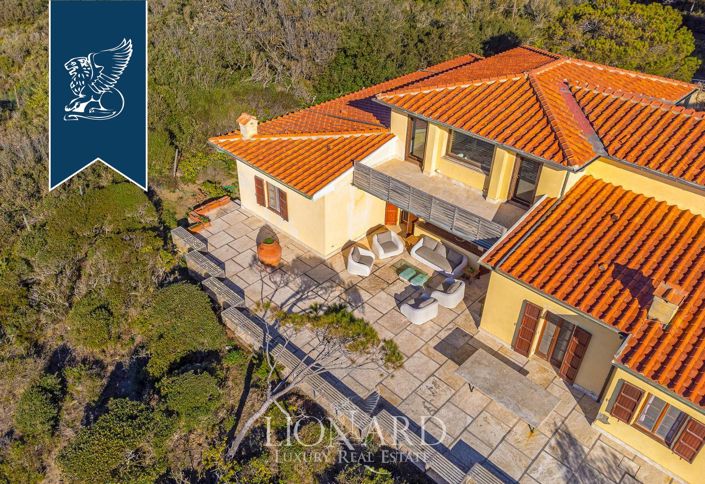 Image No.2-Villa de 12 chambres à vendre à Grosseto