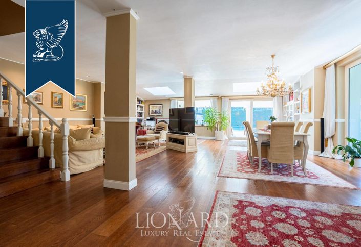 Image No.11-6 Bed Villa for sale