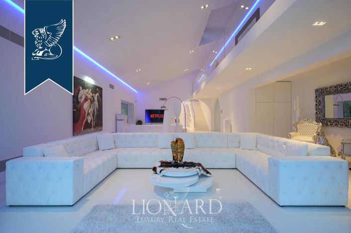 Image No.14-3 Bed Villa for sale