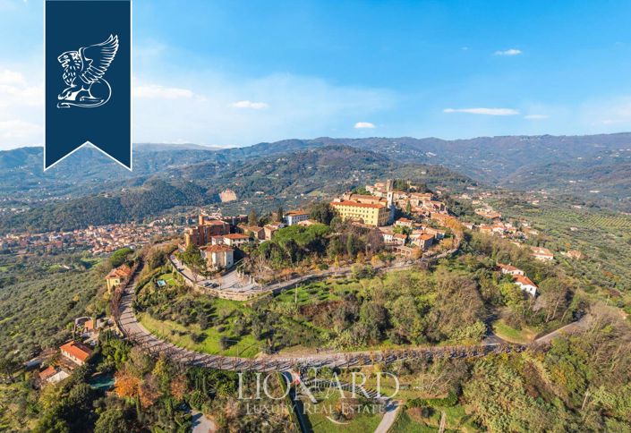 Image No.20-7 Bed Villa for sale