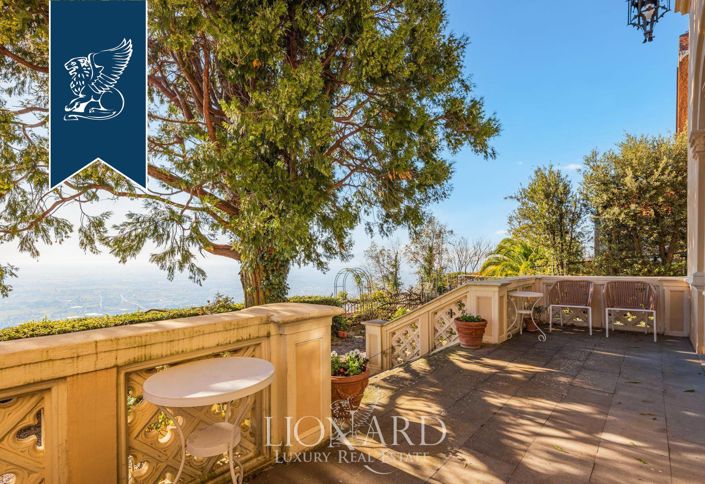 Image No.7-7 Bed Villa for sale