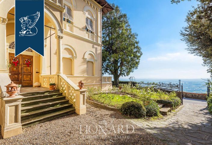 Image No.8-7 Bed Villa for sale