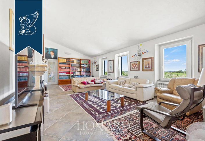 Image No.10-Ferme de 6 chambres à vendre à Manciano