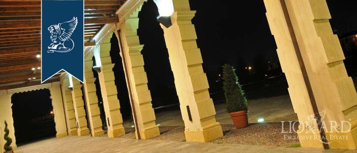 Image No.18-2 Bed Villa for sale