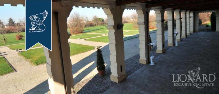 Image No.9-2 Bed Villa for sale