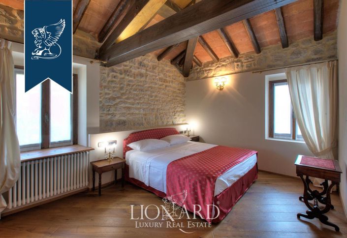 Image No.30-Propriété de 7 chambres à vendre à Varzi