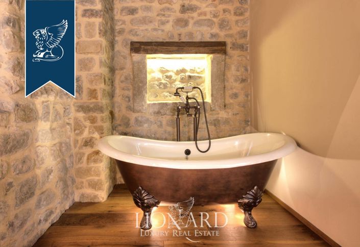 Image No.37-Propriété de 7 chambres à vendre à Varzi