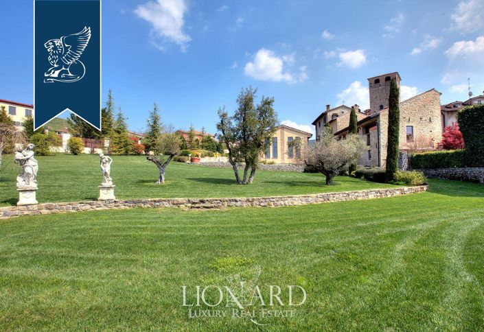 Image No.45-Propriété de 7 chambres à vendre à Varzi