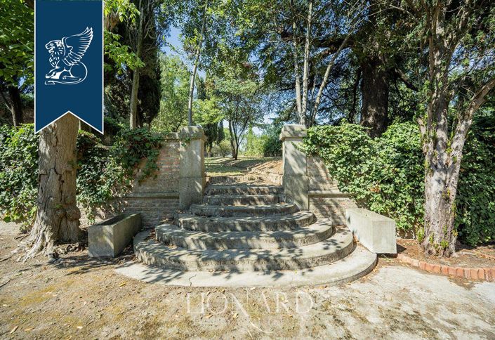 Image No.33-5 Bed Villa for sale